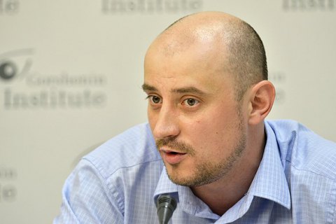 Асоціація міст закликала Раду передати громадам надходження за адмінпослуги