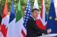 Bloomberg: Лідери G7 "спантеличені" рішенням Макрона провести вибори