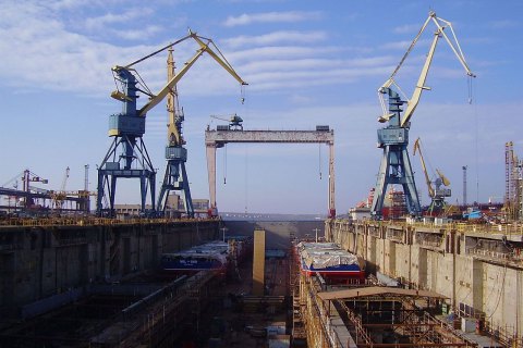 У Миколаєві окупанти обстріляли онкологічну лікарню 