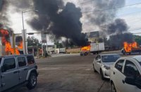 В Мексике картель отбил у полиции сына наркобарона Эль Чапо 