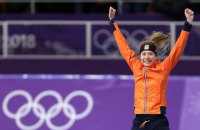 Голландская конькобежка Виссер - чемпионка зимних Олимпийских игр на дистанции 5 000 м