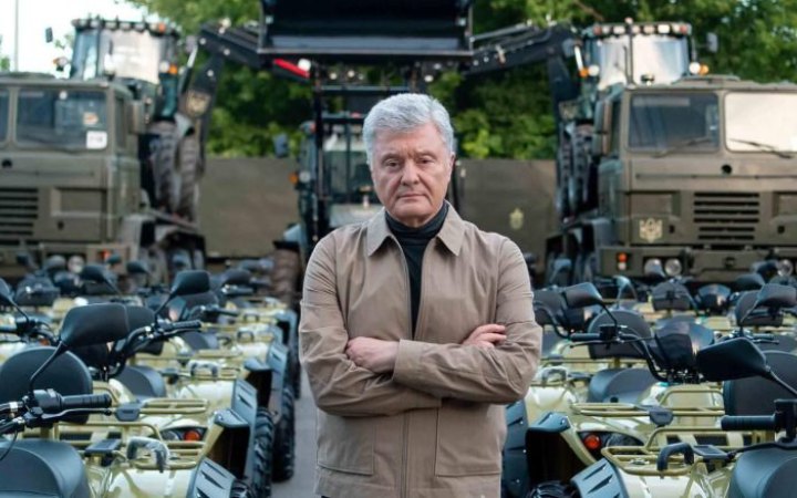 Порошенко передасть на Харківський, Донецький та Запорізький напрямки велику партію техніки