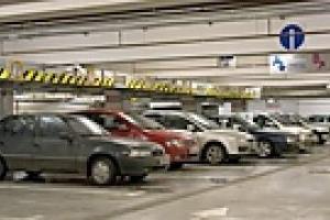 В Москве обрушилась многоярусная парковка