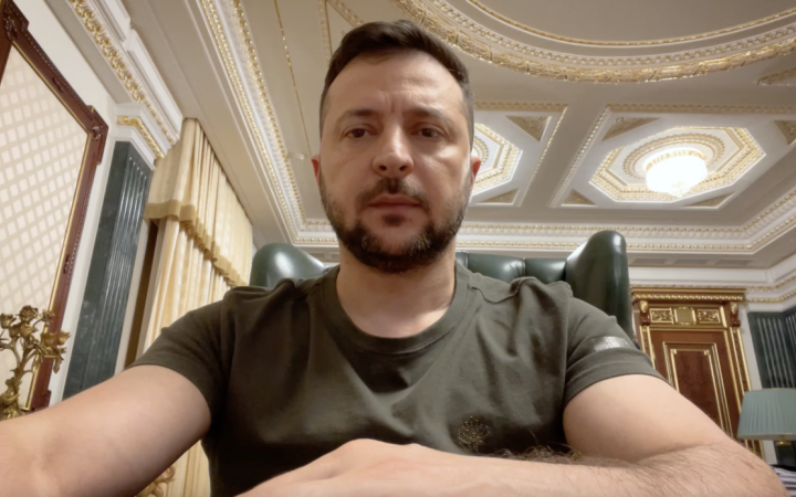 Щодо теракту РФ в Оленівці мають бути юридичні кроки, а не лише політична риторика, – Зеленський