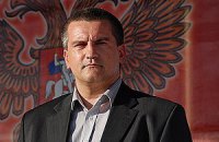 Крымский премьер призвал Россию "помочь" юго-востоку Украины 