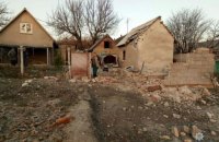 ​Боевики ночью обстреляли частный сектор Авдеевки (обновлено)
