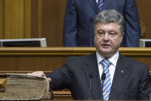 Порошенко приказал провести парад в Киеве и Одессе 24 августа