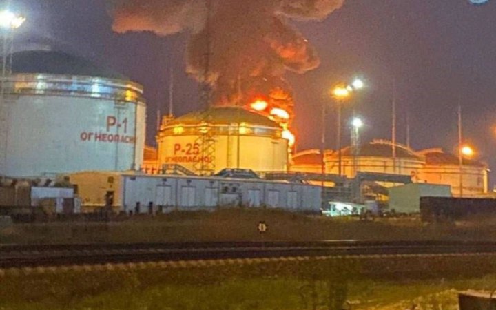У Росії горів ще один нафтопереробний завод