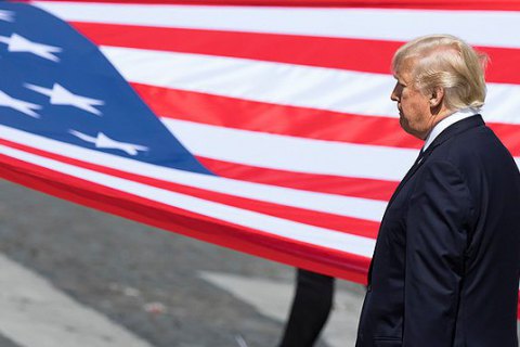 Власти США будут собирать информацию об аккаунтах иммигрантов в соцсетях