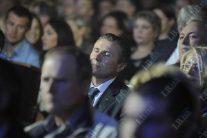 Мэрия Донецка закупила у Бубки бензин по 12,80