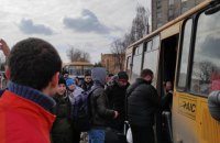 22 автобуса с эвакуированными из Сум людьми уже прибыли в Полтаву