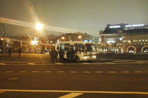В Москве под ФСБ задержали участников акции в поддержку Савченко