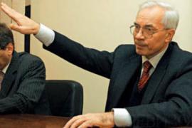 Авиаперелеты Азарова обойдутся Украине в 10 миллионов
