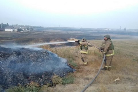 Причиной пожара на складе боеприпасов возле Мариуполя стал поджог стерни на соседнем поле