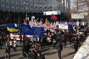 Турчинов объявил о начале "весеннего наступления"