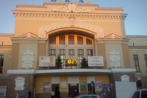 "Укрзализныця" возобновила остановку поездов в Тернополе и Луцке