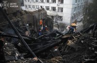  ДСНС загасили пожежу в будівлі НАНУ в Києві, на місці триває розбір конструкцій