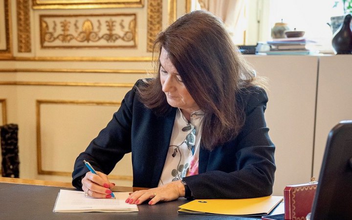 Глава МЗС Швеції підписала заявку країни про вступ до НАТО