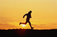 Спортивные люди больше зарабатывают, - исследование