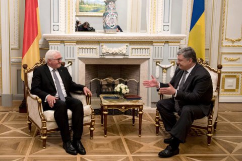 Штайнмайер считает безосновательными опасения Украины о потере статуса транзитера газа из-за "Северного потока-2"