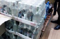 Число смертей від сурогатного алкоголю сягнуло 65