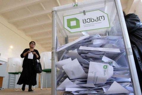 Сегодня Грузия выбирает новый парламент