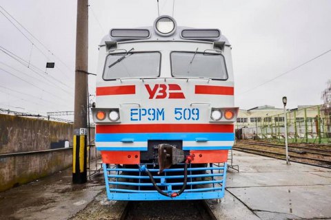 Поліція прийшла з обшуком на завод "Укрзалізниці" в Києві