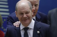 Байден обговорив із Шольцом допомогу Україні та ядерні погрози РФ, - Білий дім