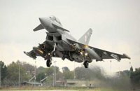 Египетская авиация нанесла удар по конвою с оружием на границе с Ливией