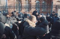 В Харькове активисты разгромили декорации к сериалу о советских военных следователях