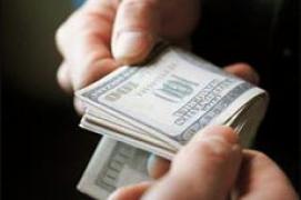 В Днепропетровской области налоговик требовал 8 тыс. грн от владельца интернет-клуба