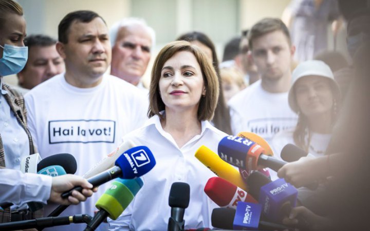 Санду підписала закон, який забороняє російську телепропаганду