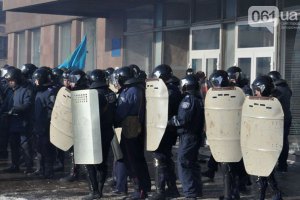 Ивано-Франковский облсовет обязал вернуть из Киева всех силовиков