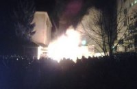 У Львові БТР намагався прорвати барикаду