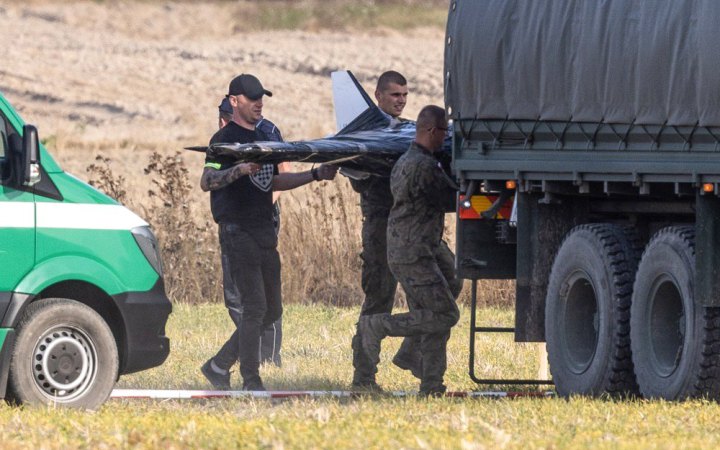 Генштаб: Росія цілеспрямовано запустила «шахеди» по Польщі, вони летіли двома групами