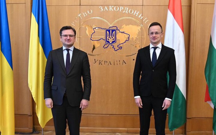 Угорщина викликала посла України і повторила, що не буде перевозити зброю та голосувати за енергетичні санкції