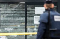 У Парижі чоловік обмалював 20 машин словом "єврей"