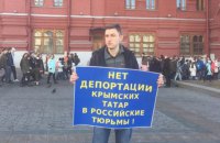 В России прокуратура запросила 4,5 года колонии для активиста, который носил передачи украинским морякам 