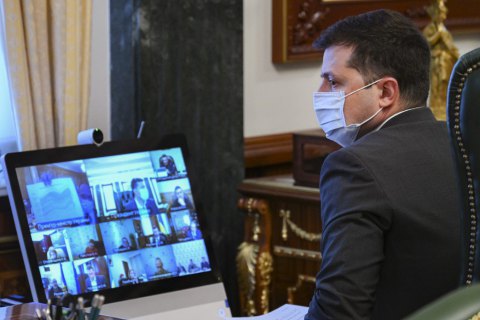 Ко Дню Независимости большинство украинцев должны получить вакцину против ковида, - Зеленский