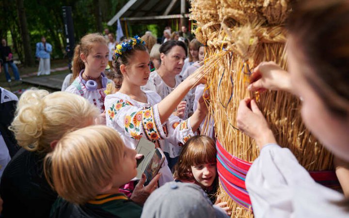 «Українські вертольоти» подарували дітям загиблих Захисників яскраве свято у Пирогові