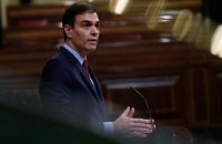 Испанский премьер сообщил об отправке 200 тонн боеприпасов Украине