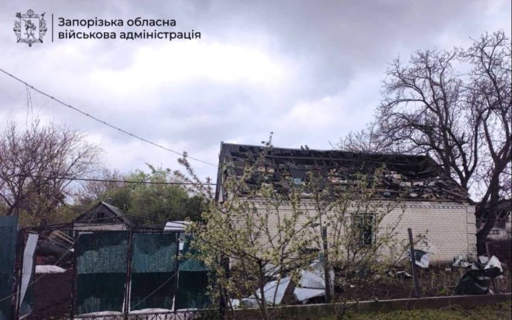Росіяни атакували один із житлових районів Запоріжжя (оновлено)