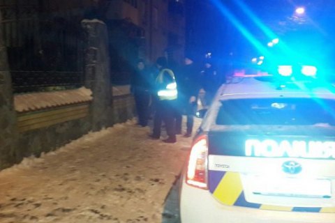 Во Львове во дворе дома бывшего регионала прогремел взрыв