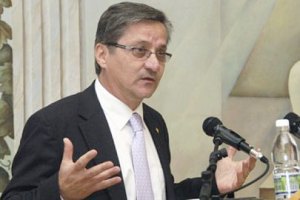 Канада внимательно следит за  ходом суда над Тимошенко