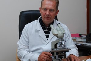 Кабмин назначил главным санврачом Рыженко
