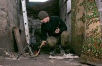 Бойцы на передовой самостоятельно покупают даже дерево для блиндажей
