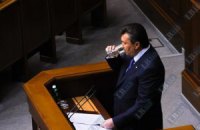 ​Янукович подписал программу "Питьевая вода Украины"  