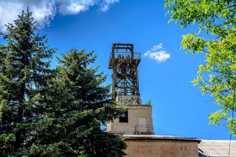На шахте в Луганской области произошел обвал, погиб горняк