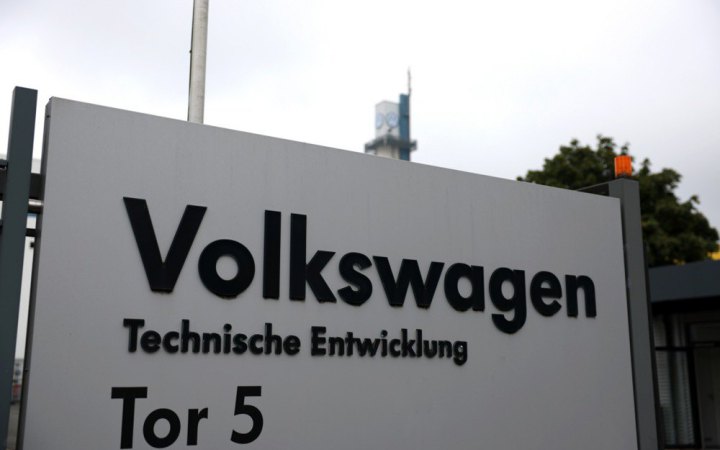 ЗМІ: VW планує скоротити 100 тисяч робочих місць і закрити заводи