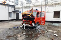 У Нікополі російський дрон-камікадзе влучив в авто рятувальників 